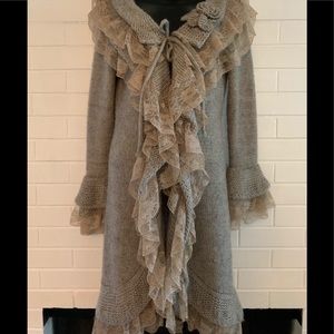 Beautiful vintage cardigan sweater